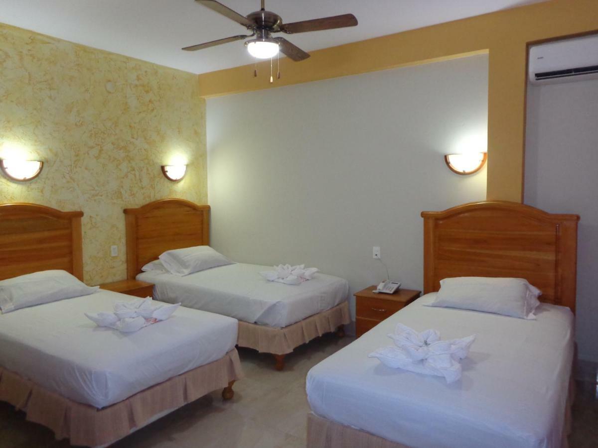 Hotel Pampa & Selva ルレナバケ エクステリア 写真